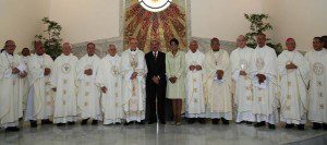 Iglesia y Gobierno acuerdan trabajar juntos en Quisqueya Aprende Contigo.