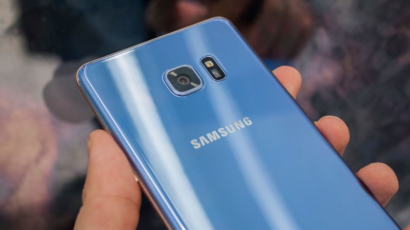 Samsung Galaxy note 8 y iPhone X entre los mejores smartphones de 2017