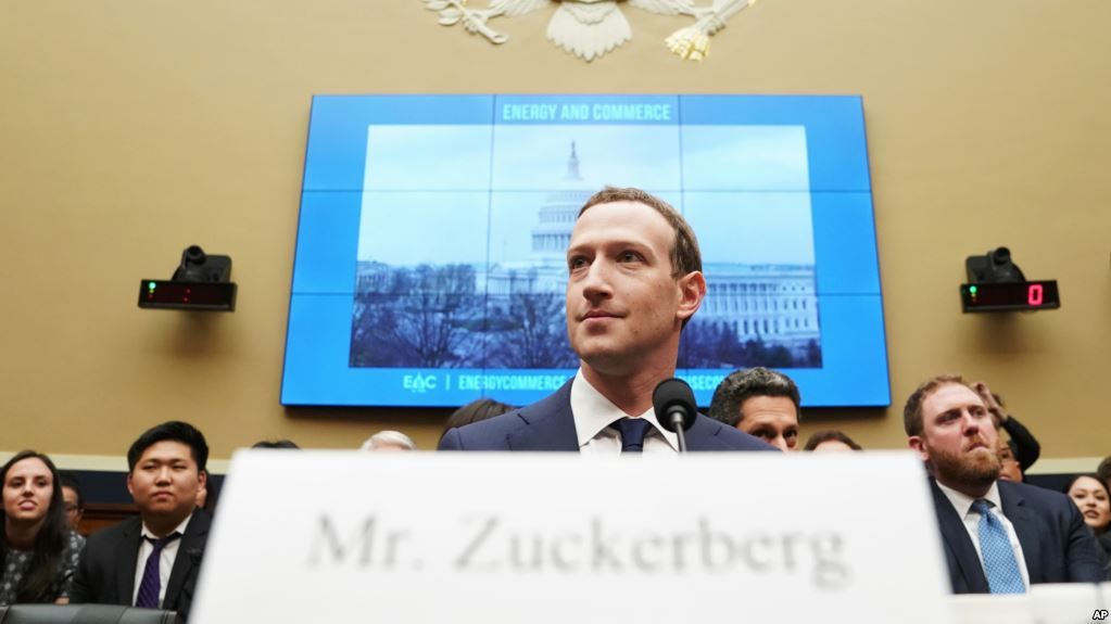 Zuckerberg: «Inevitable» la regulación de Internet
