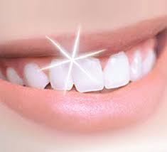 10 tips para mantener tus dientes blancos y sanos