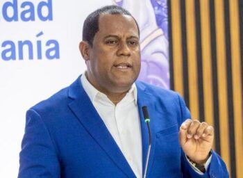 Ley número 210-19 sobre el uso legal y correcto de los símbolos patrios.