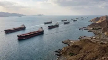 Irán declara “totalmente abierto” el estrecho de Ormuz